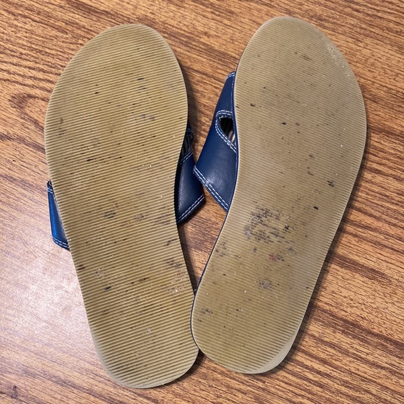 Chaps Slip-On Sandals - Picture 4 of 4